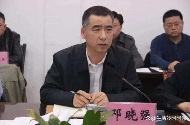 县委书记挪用6500万被通报后当地表态 权力失控的警示